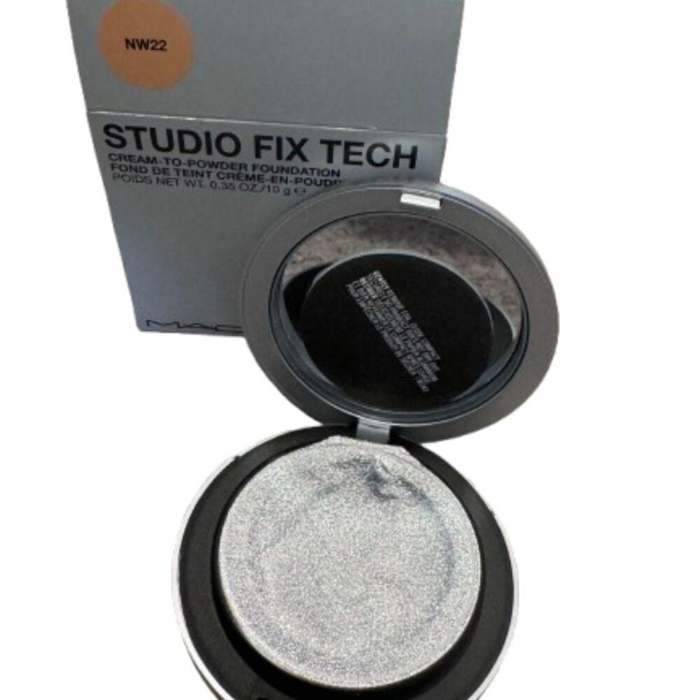 MAC STUDIO FIX TECH CREAM TO POWDER FOUNDATION - Color NW22 Brand New Retail $43